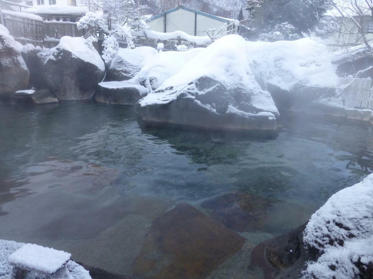 Hotel Pension Yodel Takayama  Esterno foto